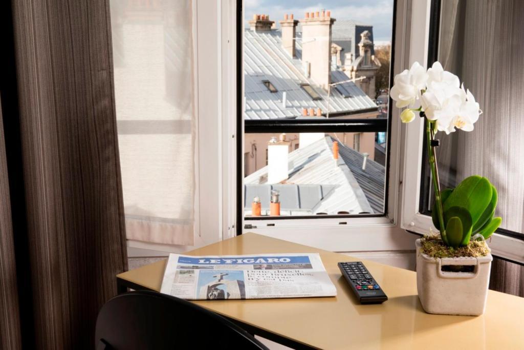 A L'Hotel Des Roys Versailles Eksteriør billede