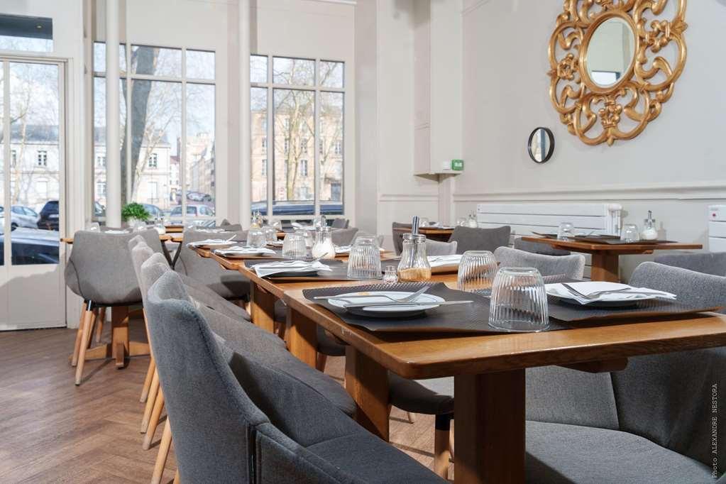 A L'Hotel Des Roys Versailles Restaurant billede